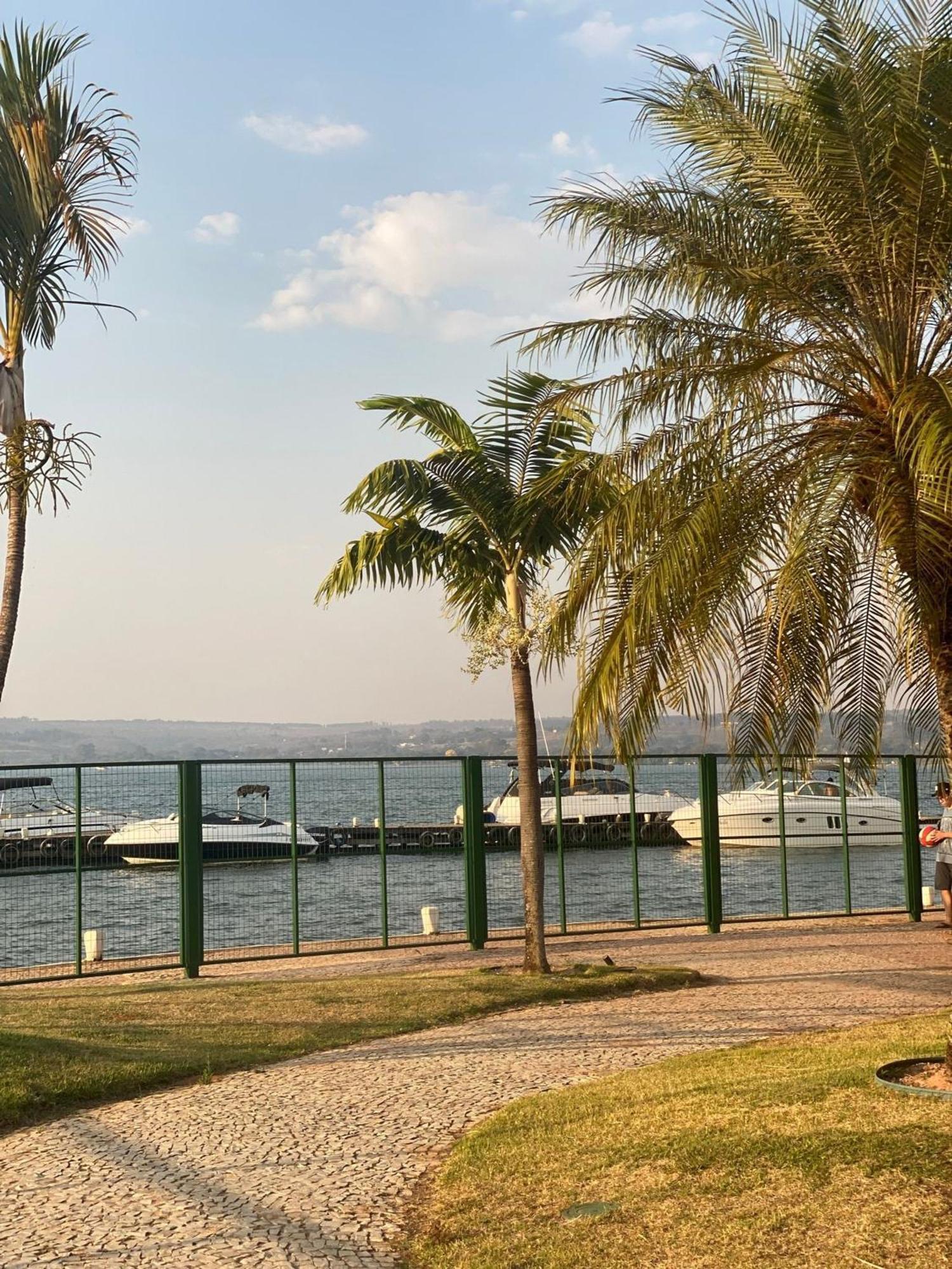 Apartamento Lindo Com Vista Lago Brasilia Exterior foto